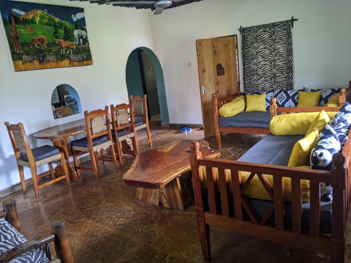 Malaika Holiday Villas Diani Beach Exterior foto