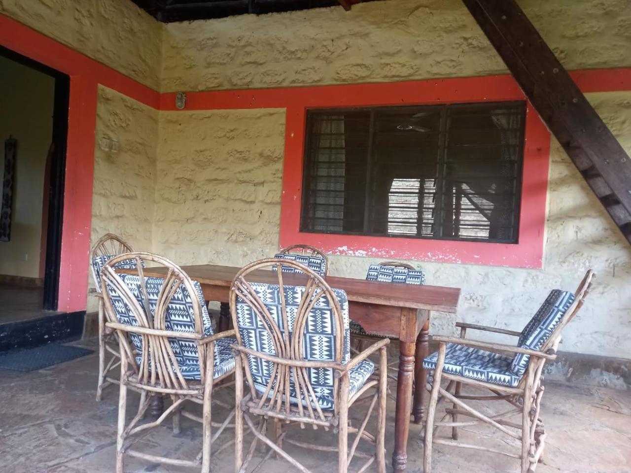 Malaika Holiday Villas Diani Beach Exterior foto